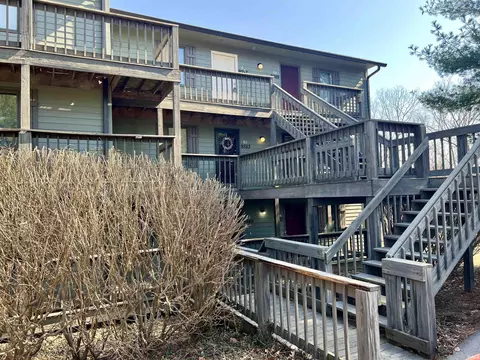 9365 S Pointe Retreat Dr #65, Bloomington, IN 47401