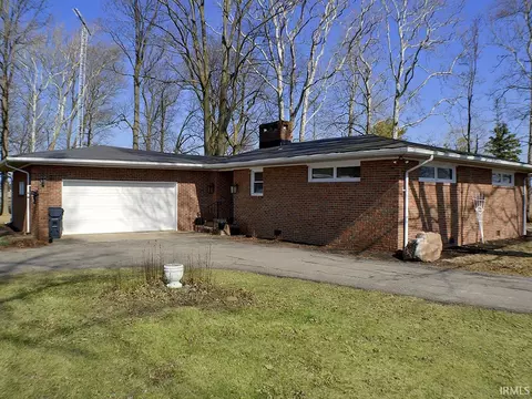 5880 W St Rd 32, Winchester, IN 47394