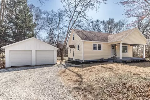 419 E First St, Lynnville, IN 47619