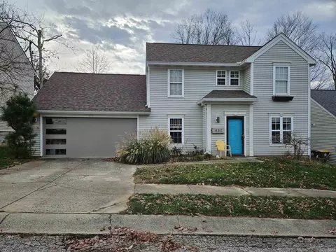 432 E Laurelwood Dr, Bloomington, IN 47401