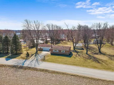6757 W 850 S Rd, Claypool, IN 46510