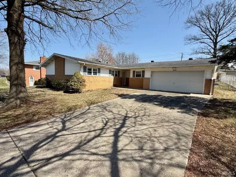 306 N Fifth Ave, Princeton, IN 47670
