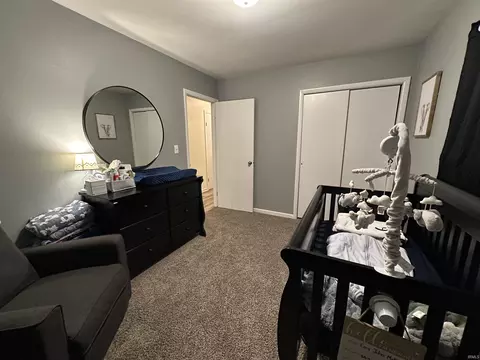 Bedroom - 512 E Walnut St, Greentown, IN 46936 photo 5 of 6