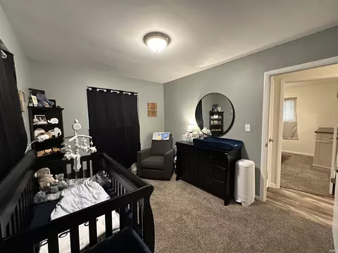 Bedroom - 512 E Walnut St, Greentown, IN 46936 photo 4 of 6