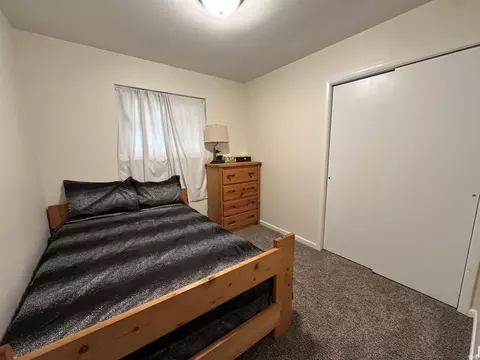 Bedroom - 512 E Walnut St, Greentown, IN 46936 photo 6 of 6