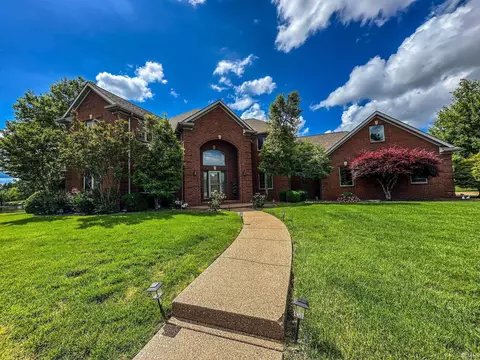 7966 Lake Terrace Ct, Newburgh, IN 47630