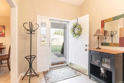 1013 E Sherbrooke Dr, Bloomington, IN 47401 photo 4