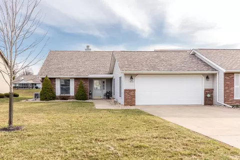 1013 E Sherbrooke Dr, Bloomington, IN 47401 photo 1
