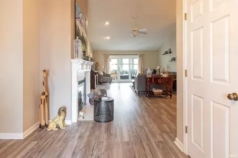 1013 E Sherbrooke Dr, Bloomington, IN 47401 photo 5