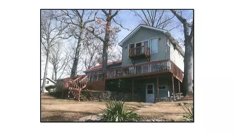 220 Ln 440 Jimmerson Lk, Fremont, IN 46737