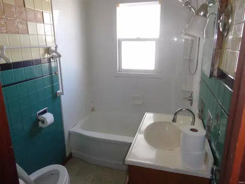 535 S Washington St, Waterloo, IN 46793 photo 14