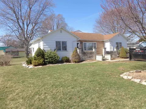 535 S Washington St, Waterloo, IN 46793 photo 1