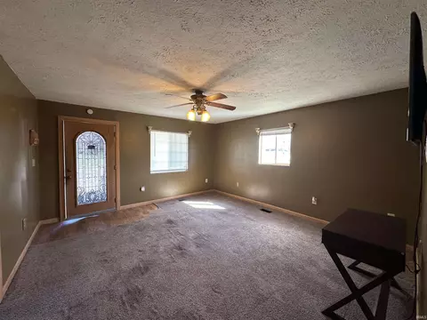 465 W Franklin St, Lyons, IN 47443 photo 6