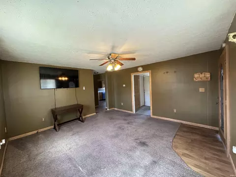 465 W Franklin St, Lyons, IN 47443 photo 8
