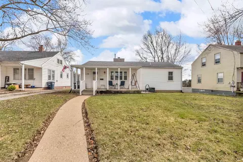 851 Burlington Ave, Frankfort, IN 46041