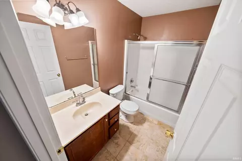 13866 Coach Circle Dr, Granger, IN 46530 photo 14