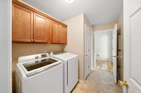 13866 Coach Circle Dr, Granger, IN 46530 photo 11