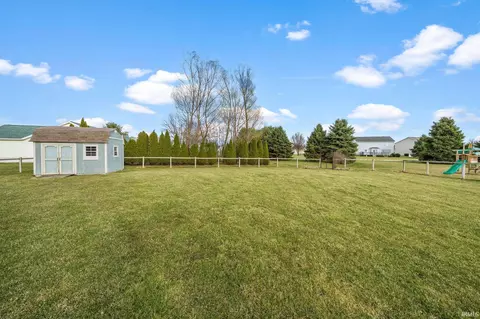 13866 Coach Circle Dr, Granger, IN 46530 photo 28