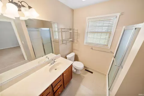 13866 Coach Circle Dr, Granger, IN 46530 photo 18
