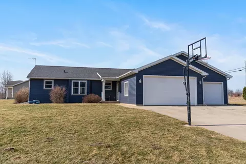 1335 S Wausau St, Warsaw, IN 46580