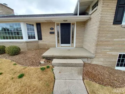 822 W 9th St, Jasper, IN 47546 photo 4