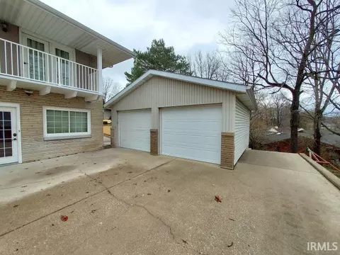 822 W 9th St, Jasper, IN 47546 photo 6