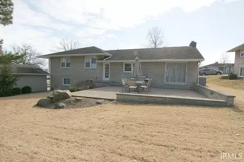 822 W 9th St, Jasper, IN 47546 photo 8