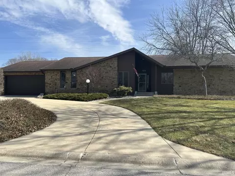 301 Marigold Ct, Plymouth, IN 46563