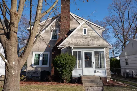 303 Webster Ave, Plymouth, IN 46563