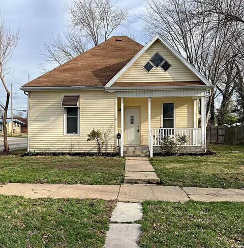 810 E Vincennes St, Linton, IN 47441