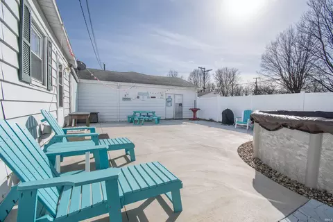 412 E Michigan St, Lagrange, IN 46761 photo 7