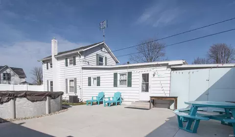 412 E Michigan St, Lagrange, IN 46761 photo 8
