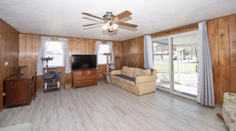 412 E Michigan St, Lagrange, IN 46761 photo 18
