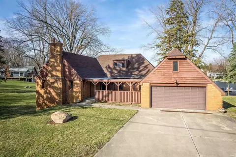 3661 S W Indian Trail Lake Rd, Farmland, IN 47340