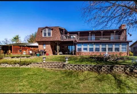 1813 College Ave, Vincennes, IN 47591