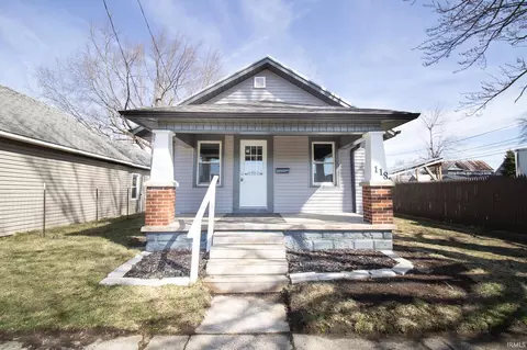 118 W Third St, Winchester, IN 47394