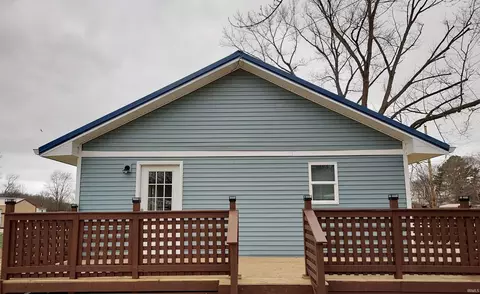 136 Church St, Crane, IN 47522