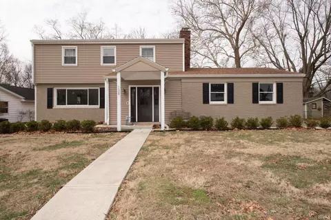 139 E Navajo St, West Lafayette, IN 47906