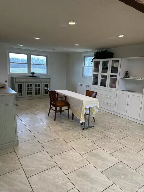 616 E 350 South Rd, Wabash, IN 46992 photo 9