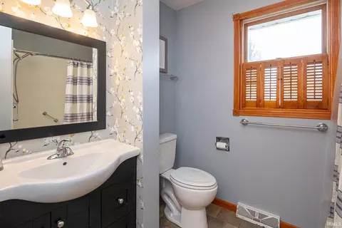 4517 E Deckard Dr, Bloomington, IN 47408 photo 16
