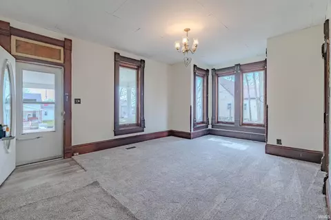 Living - 176 E Maple St, Wabash, IN 46992 photo 5 of 5