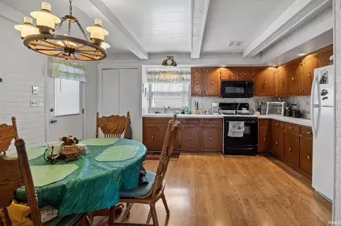 3159 Stahl Rd, Monon, IN 47959 photo 8