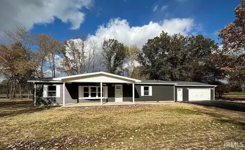 13698 W 230 N St, Linton, IN 47441