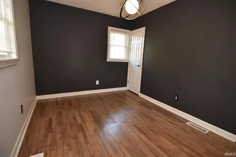 Other - 536 E 9th St, Mount Vernon, IN 47620 photo 4 of 5