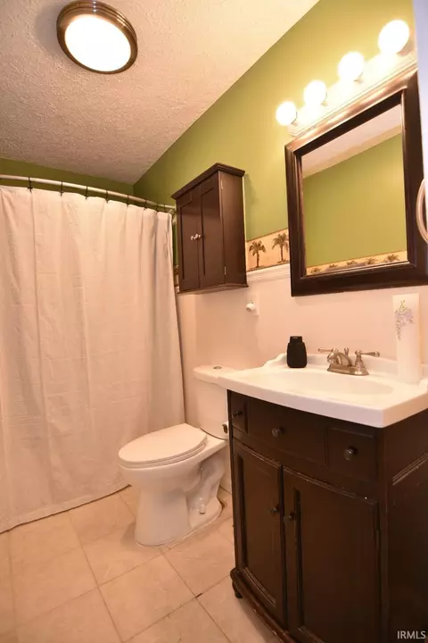 Bath - 536 E 9th St, Mount Vernon, IN 47620 photo 2 of 2