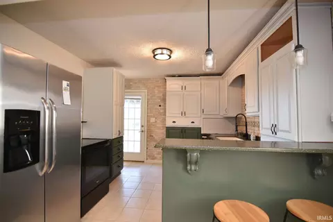 Kitchen - 536 E 9th St, Mount Vernon, IN 47620 photo 1 of 3