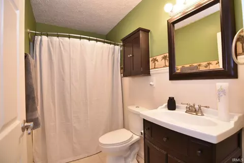 Bath - 536 E 9th St, Mount Vernon, IN 47620 photo 1 of 2