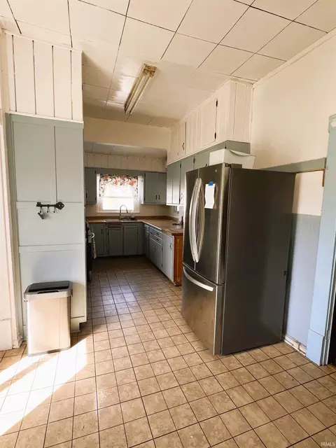 Kitchen - 501 E 4th St, Brookston, IN 47923 photo 3 of 3