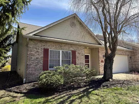 3954 N Wintersweet Dr, Bloomington, IN 47404