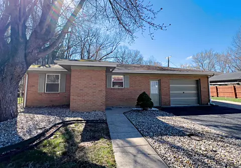 123 Earle St, Crane, IN 47522